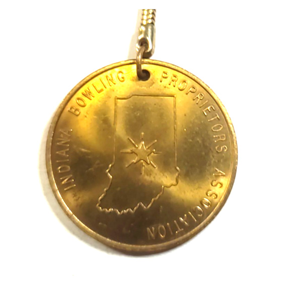 Indiana Bowling Proprietors Association Gold Tone Keychain 1972 - 1973 Honor... - Picture 2 of 4